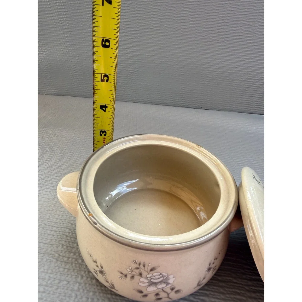 Southampton Stoneware Floral Lidded Casserole Dish Bean Pot Made in Japan Cream
